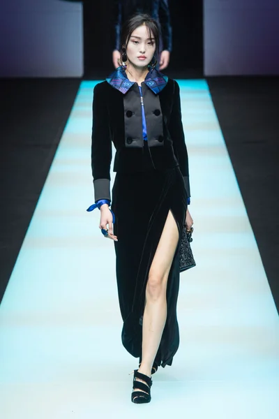 Look 54